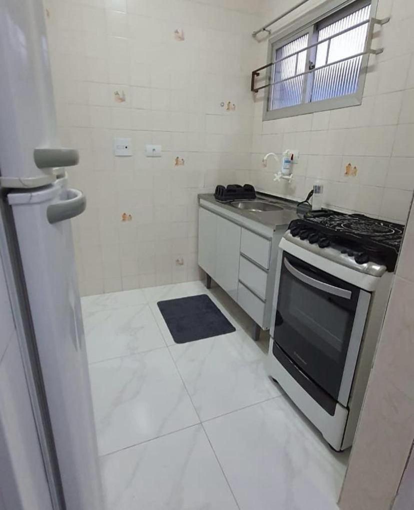 113 Canto Do Forte - 1Dorm - 200 M Da Praia E 20M Dos Bares E Restaurantes - Estacionamento Gratuito E Wi Fi , Tv A Cabo Praia Grande  Bagian luar foto