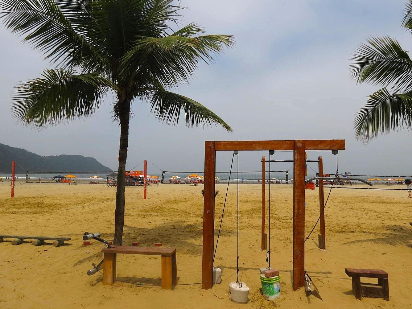 113 Canto Do Forte - 1Dorm - 200 M Da Praia E 20M Dos Bares E Restaurantes - Estacionamento Gratuito E Wi Fi , Tv A Cabo Praia Grande  Bagian luar foto